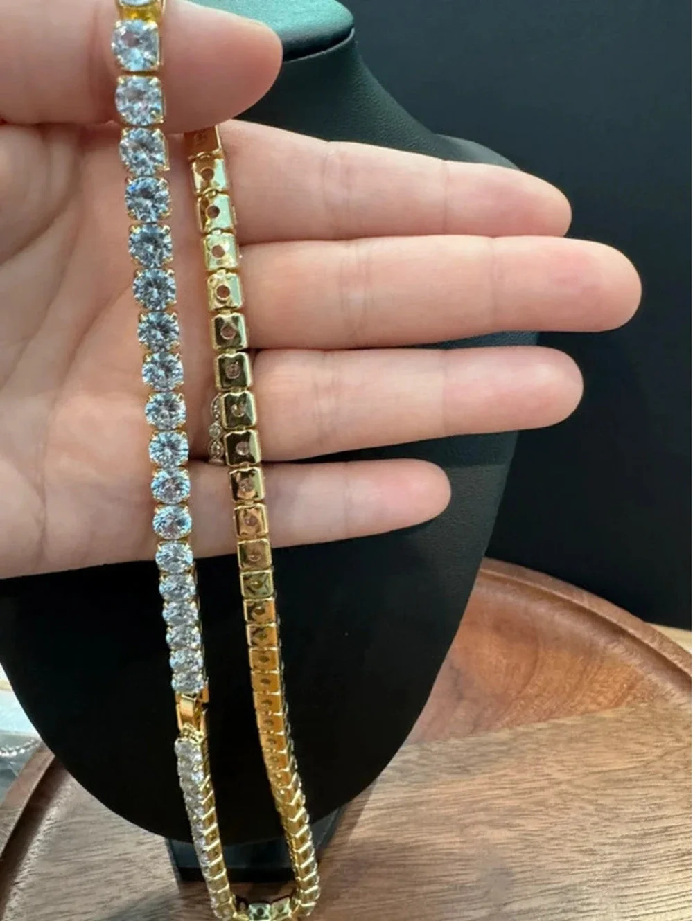 None lightweight gold